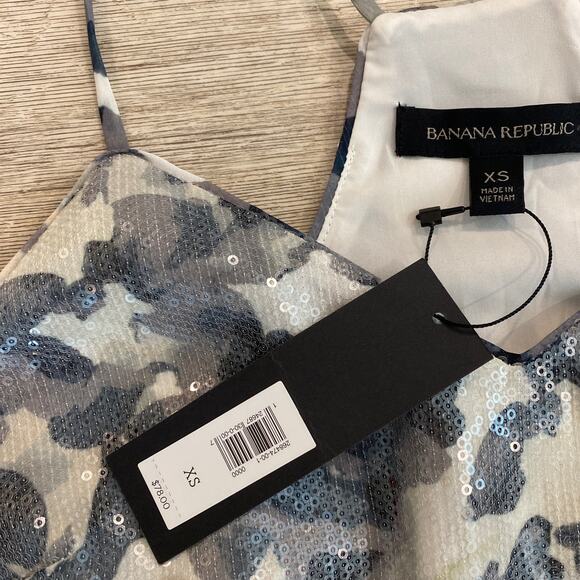 NWT Women’s Banana Republic Sequin Tank W/ Floral/Camo Print Size XS - Picture 4 of 7